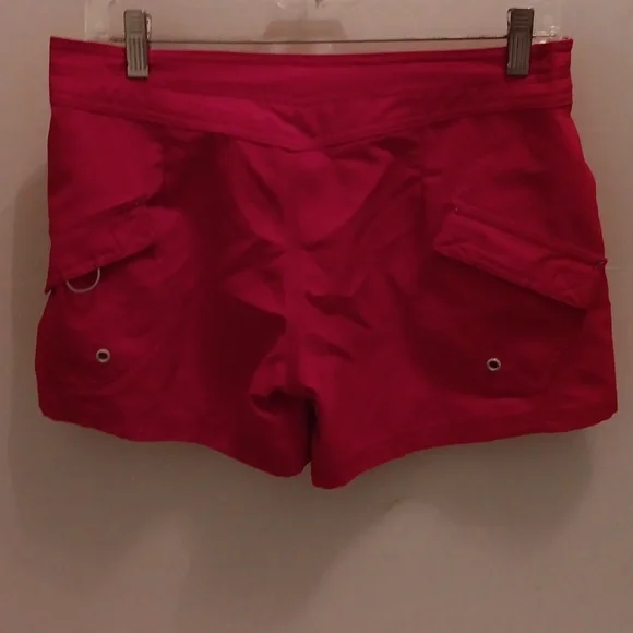 O'NEILL WOMEN'S BRIGHT RED SURF SHORTS - Picture 3 of 3